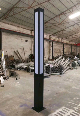 Dışarıda Alüminyum dökme dekoratif ışık direkleri kare için özel renk